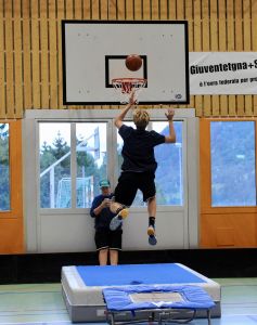 02 mo 20250804 202525